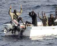 Расходы судовладельцев на страхование от сомалийских пиратов в 2011 году снизились до $650 млн.